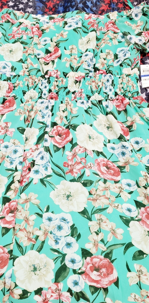 Spring dress - Picture 3 of 3